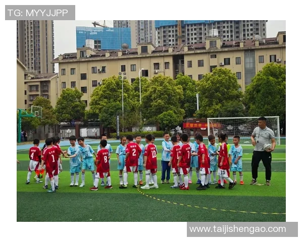哪个足球明星的孩子最多家庭幸福指数最高揭秘