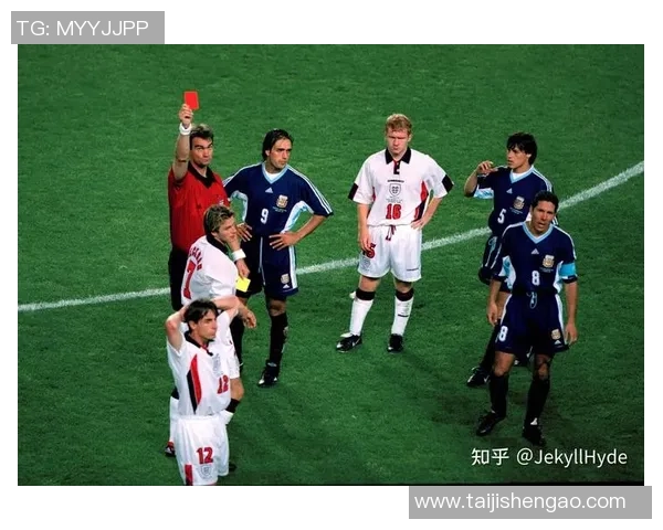 足球巨星挑战篮球场地带来全新运动体验引发球迷热议 足球巨星挑战篮球场地带来全新运动体验引发球迷热议